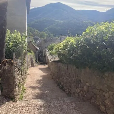 Joli Au Coeur Du Village *